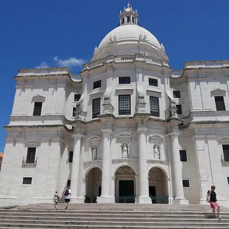 Appartement Alfama Sky *